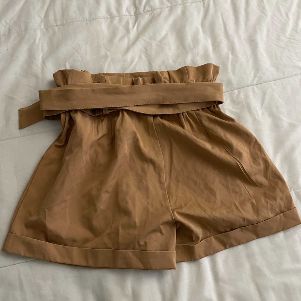 Cute shorts - Picture 2 of 2